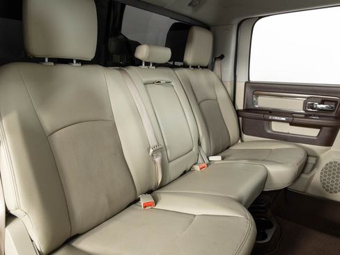 Used 2015 RAM 1500 Laramie w/ Convenience Group image 24