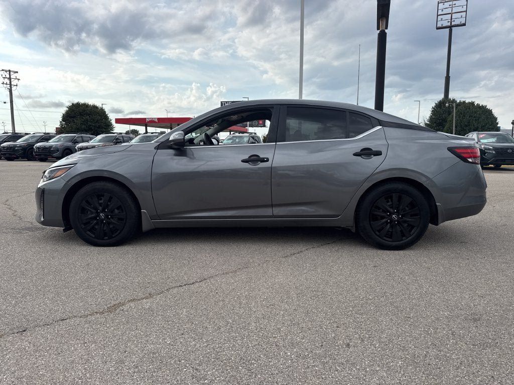 Used 2024 Nissan Sentra S FWD image 3