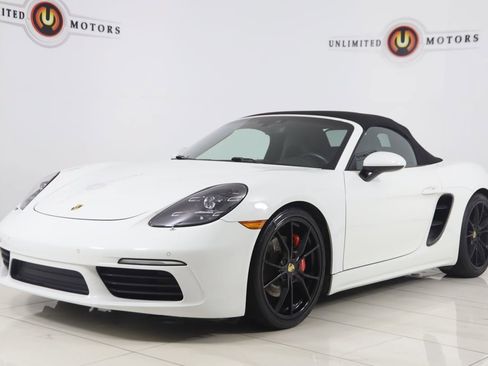 Used 2017 Porsche 718 Boxster S RWD image 70