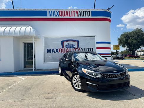 Used 2016 Kia Optima EX image 4