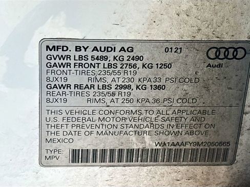 Used 2021 Audi Q5 2.0T Premium w/ Convenience Package image 32