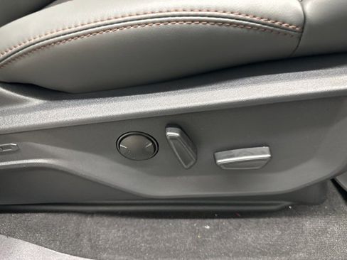 New 2025 Ford Expedition Active image 42