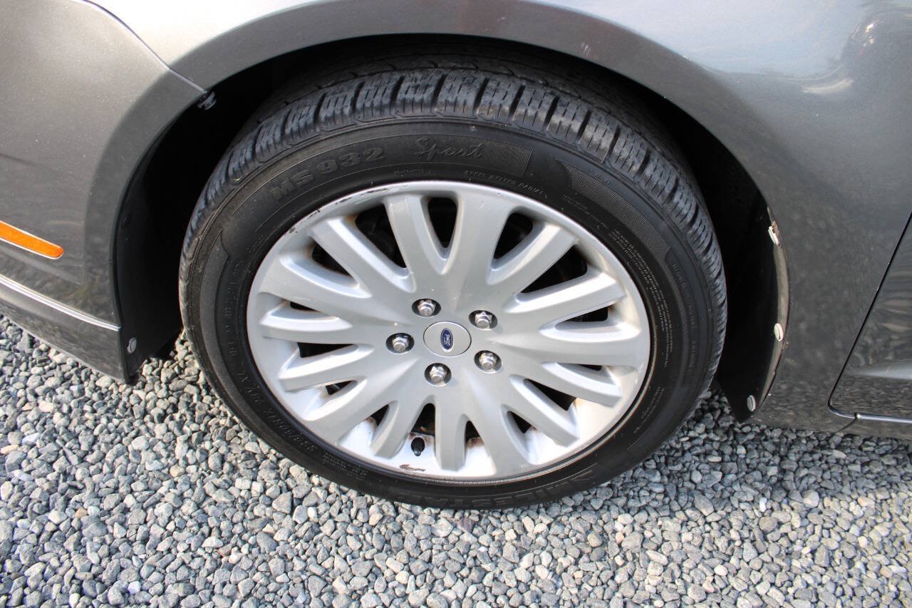 Used 2010 Ford Fusion Hybrid FWD image 24