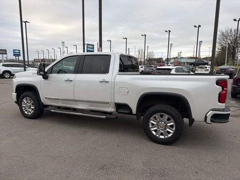 Used 2025 Chevrolet Silverado 2500 High Country w/ Technology Package image 7