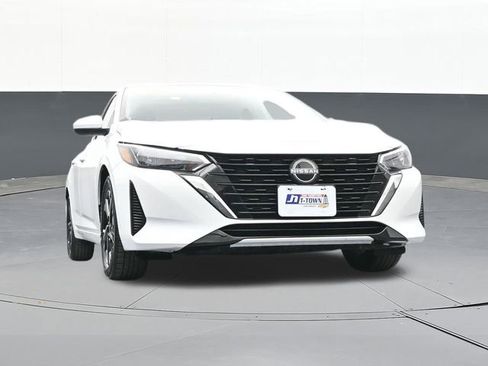 Used 2025 Nissan Sentra SV image 54