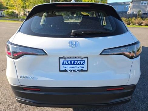 Used 2025 Honda HR-V LX image 4