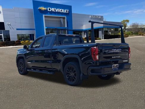 Used 2022 GMC Sierra 1500 Elevation w/ LPO, Elevation Black Package AWD/4WD image 25