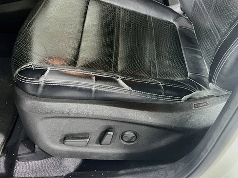 Used 2016 Kia Sorento EX FWD image 11