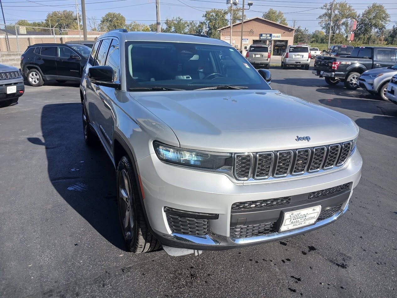 Used 2021 Jeep Grand Cherokee L Limited w/ MOPAR Finishing Package AWD/4WD image 14