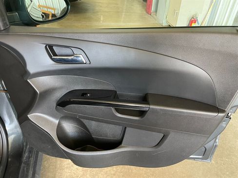 Used 2017 Chevrolet Sonic LT w/ True North Edition FWD image 18