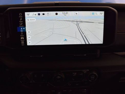 Used 2024 Jeep Wrangler Sahara w/ Technology Group image 8