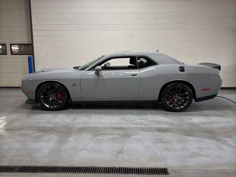 Used 2021 Dodge Challenger R/T Scat Pack w/ Plus Package image 2