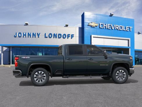 New 2026 Chevrolet Silverado 2500 LT w/ All Star Edition AWD/4WD image 5