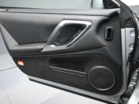 Used 2011 Nissan GT-R Premium AWD/4WD image 8