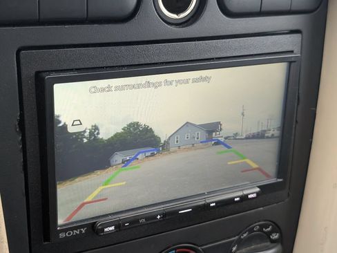 Used 2006 Ford Mustang Convertible RWD image 19