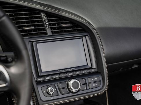 Used 2011 Audi R8 V10 AWD/4WD image 37