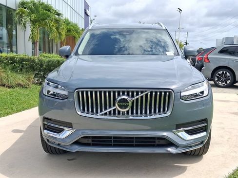 Used 2023 Volvo XC90 B5 Plus w/ Protection Package Premier AWD/4WD image 2