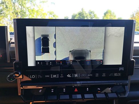 New 2025 GMC Hummer EV 3X w/ Extreme Off-Road Package image 31