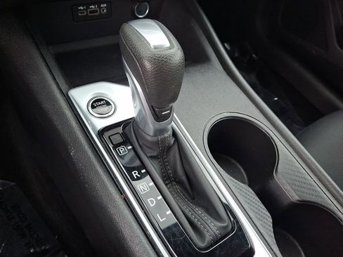 Used 2025 Nissan Altima 2.5 SV image 16