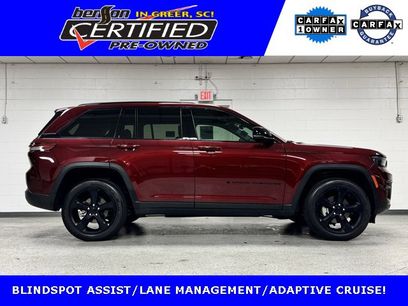 Used 2025 Jeep Grand Cherokee Altitude