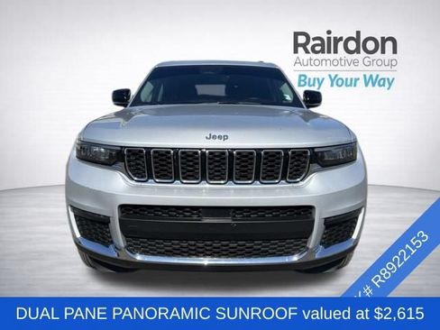 Used 2024 Jeep Grand Cherokee L Limited AWD/4WD image 2