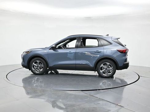 New 2026 Ford Escape ST-Line w/ Cold Weather Package image 8