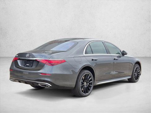 New 2026 Mercedes-Benz S 580 4MATIC Sedan image 2