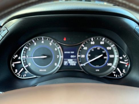 Used 2017 INFINITI QX80 Limited w/ All Season Package image 11