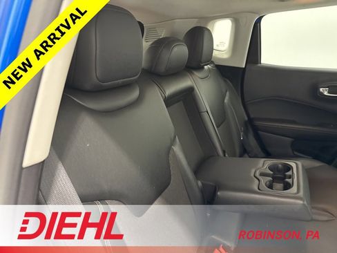 Certified 2019 Jeep Compass Latitude w/ Cold Weather Group image 11