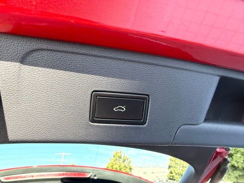 Used 2020 Volkswagen Atlas Cross Sport SEL Premium R-Line image 32