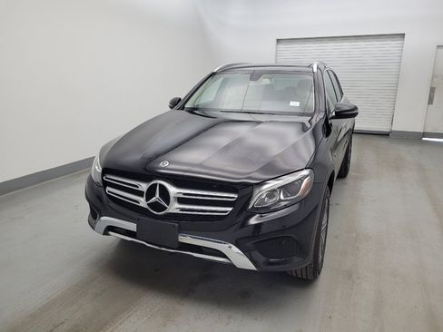 Used 2019 Mercedes-Benz GLC 350e 4MATIC w/ Premium Package image 15