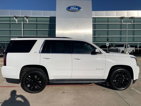 Used 2019 GMC Yukon SLT image 6