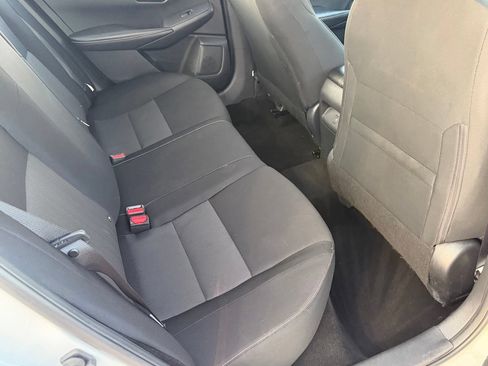 Certified 2025 Nissan Sentra SV FWD image 34