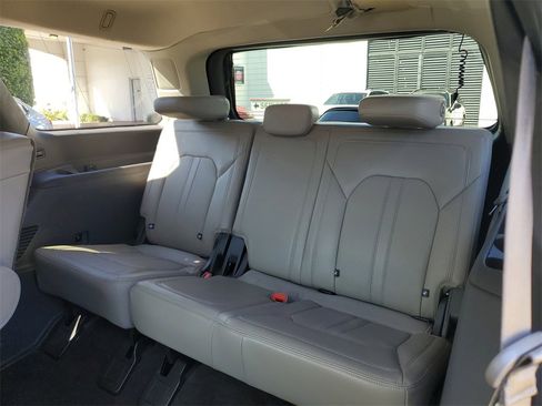 Used 2019 Ford Expedition Limited w/ Equipment Group 302A image 10