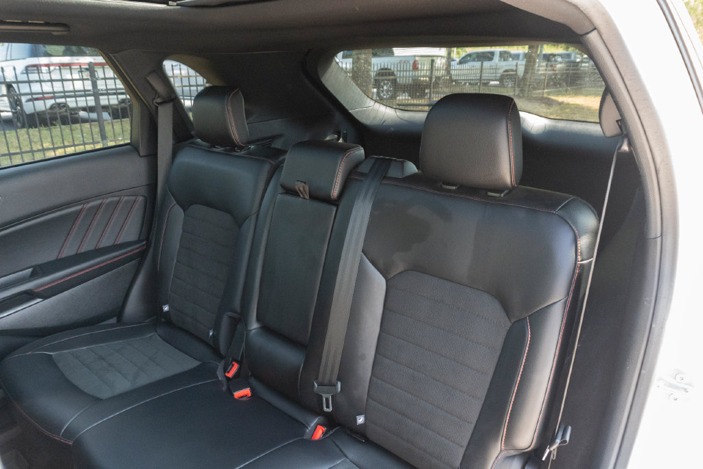 Used 2024 Ford Edge ST-Line w/ Class II Trailer Tow Package AWD/4WD image 20