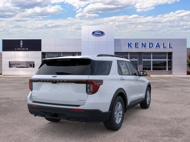 Used 2026 Ford Explorer Active AWD/4WD image 8