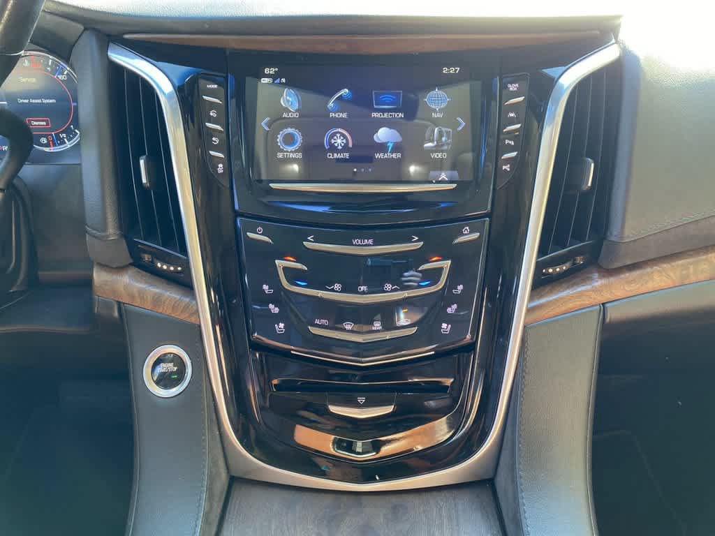 Used 2019 Cadillac Escalade Premium Luxury AWD/4WD image 22