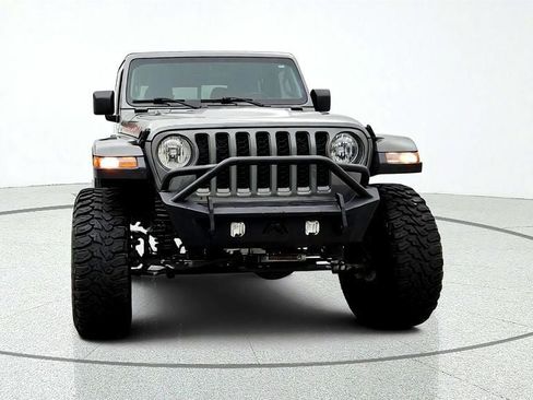Used 2021 Jeep Gladiator Rubicon w/ Trailer Tow Package AWD/4WD image 2