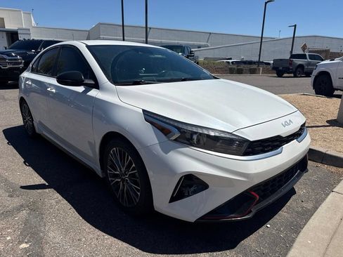 Used 2023 Kia Forte GT-Line FWD image 3