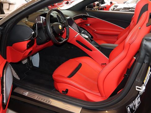 Certified 2024 Ferrari Roma Spider image 4