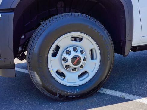 New 2026 GMC Sierra 2500 Pro w/ Convenience Package AWD/4WD image 7