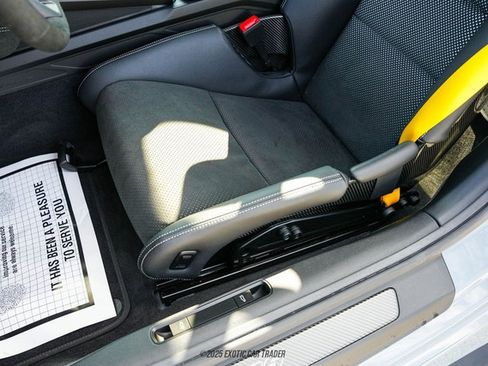 Used 2025 Porsche 911 GT3 RS image 19