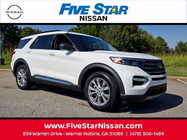 Used 2024 Ford Explorer XLT w/ Equipment Group 202A RWD image 1