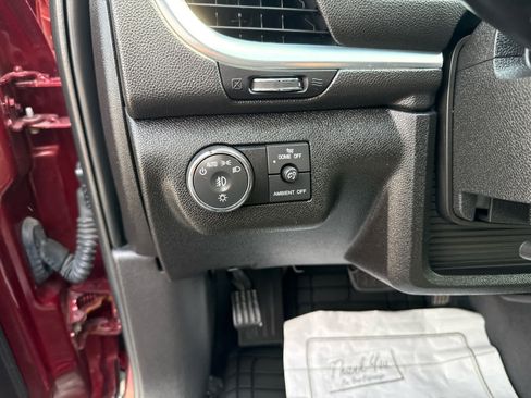 Used 2016 Chevrolet Traverse LT AWD/4WD image 19