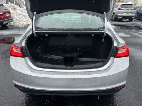 Used 2021 Chevrolet Malibu LS w/ Driver Confidence Package II image 15