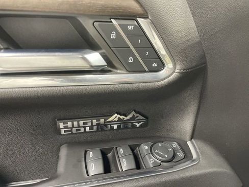Used 2023 Chevrolet Silverado 1500 High Country w/ Technology Package AWD/4WD image 13