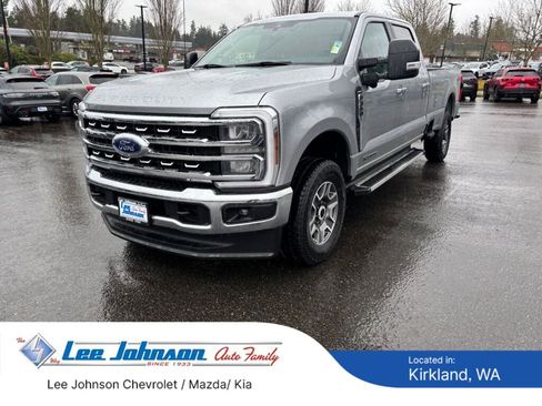 Used 2024 Ford F350 Lariat image 1