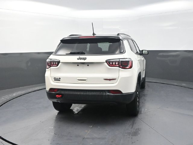 Used 2020 Jeep Compass Trailhawk AWD/4WD image 7