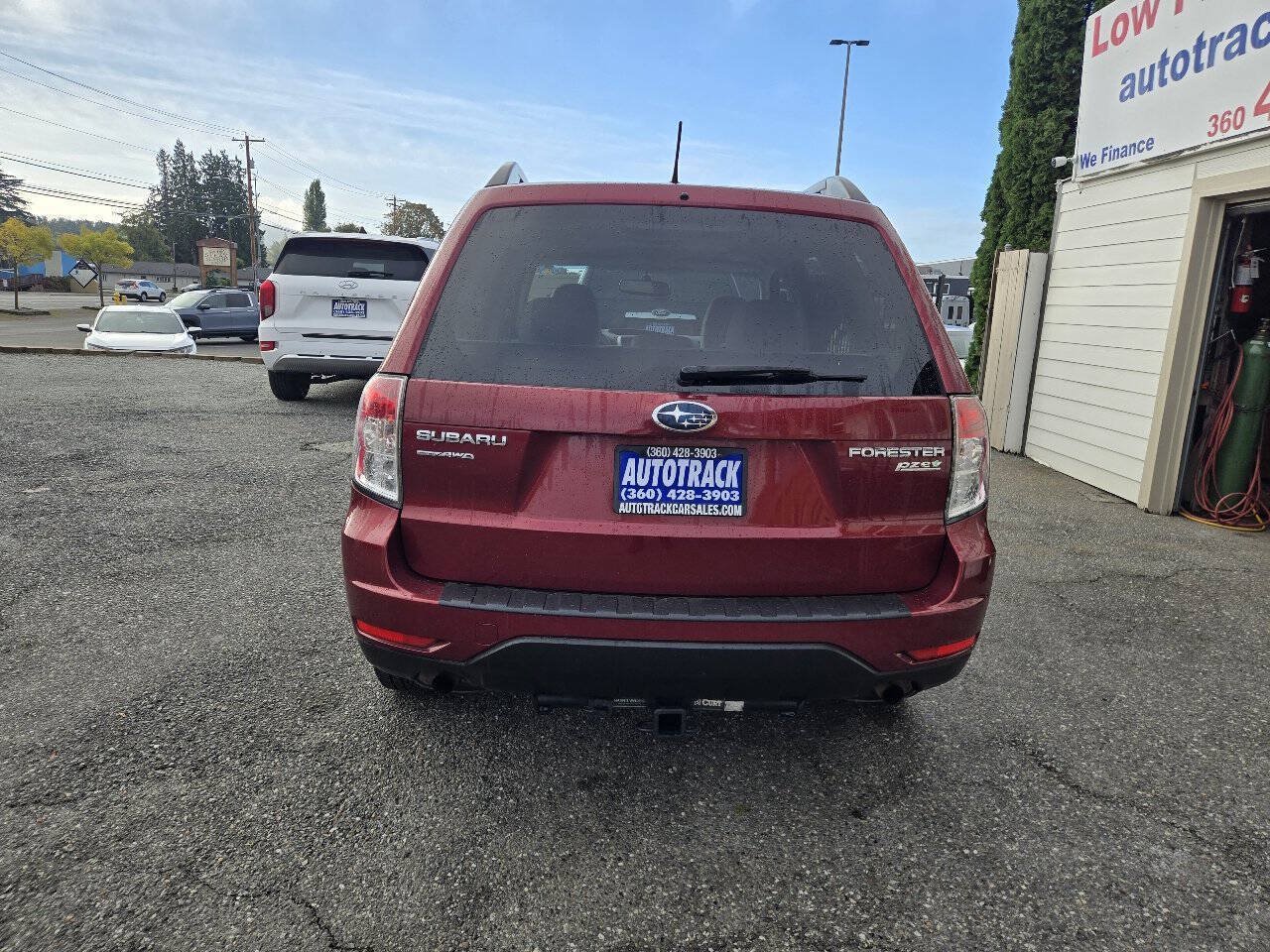 Used 2013 Subaru Forester 2.5X Premium w/ All-Weather Plus Pkg AWD/4WD image 5