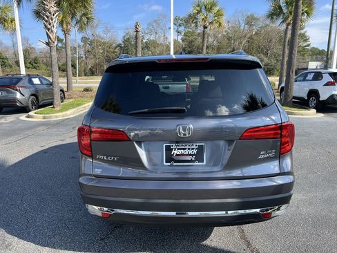 Used 2017 Honda Pilot Elite image 9